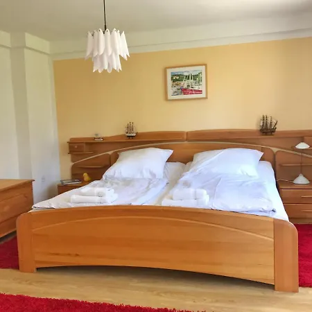 公寓 Ferienwohnung Seidels - Ostseeheim 萨斯尼茨